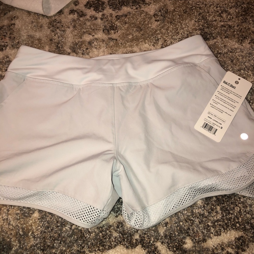 NWT layer 8 athletic white/grey shorts size small